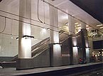 Stützen im Bereich der Fahrtreppe